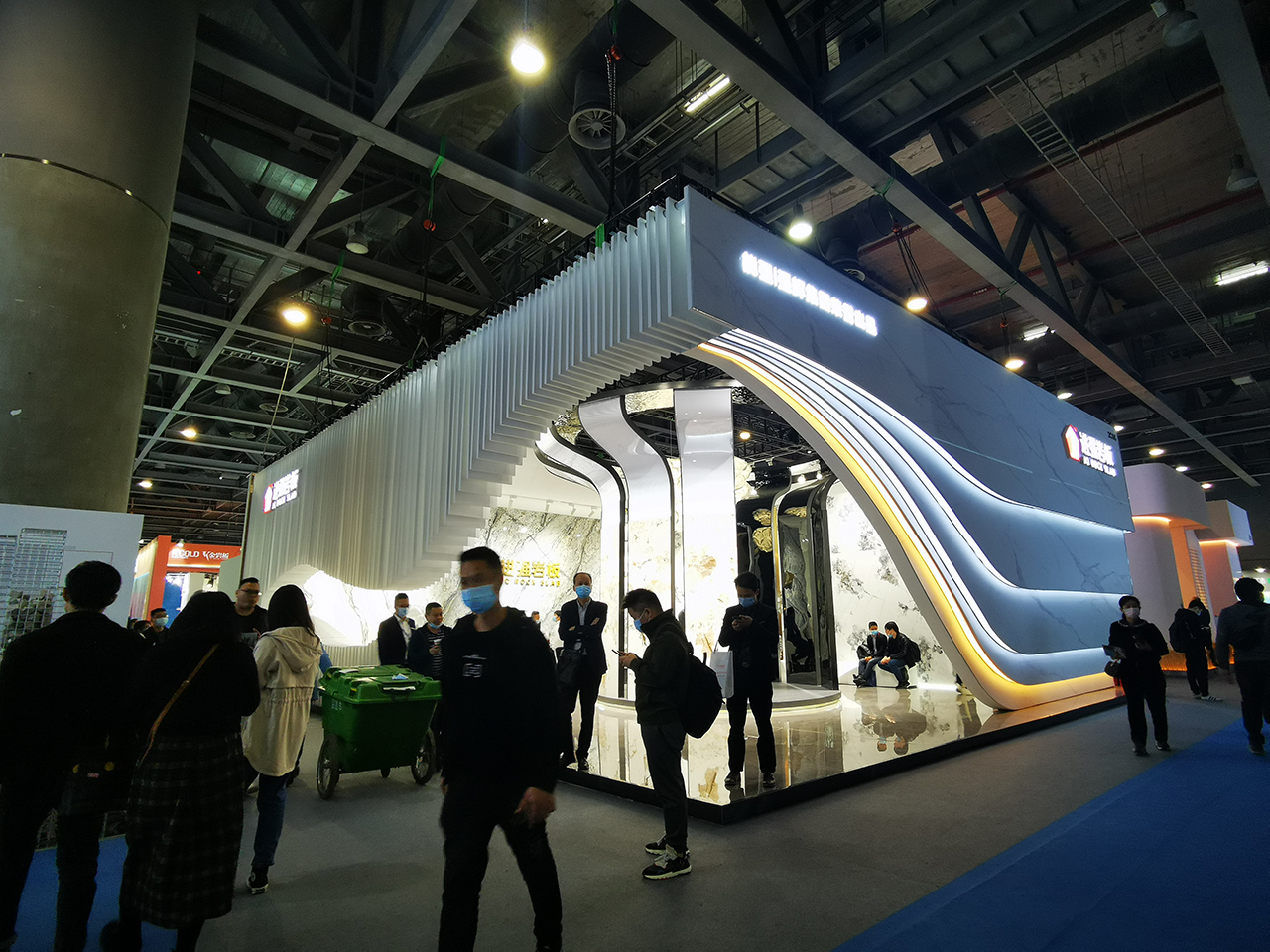展示规划功能与特征(图2)